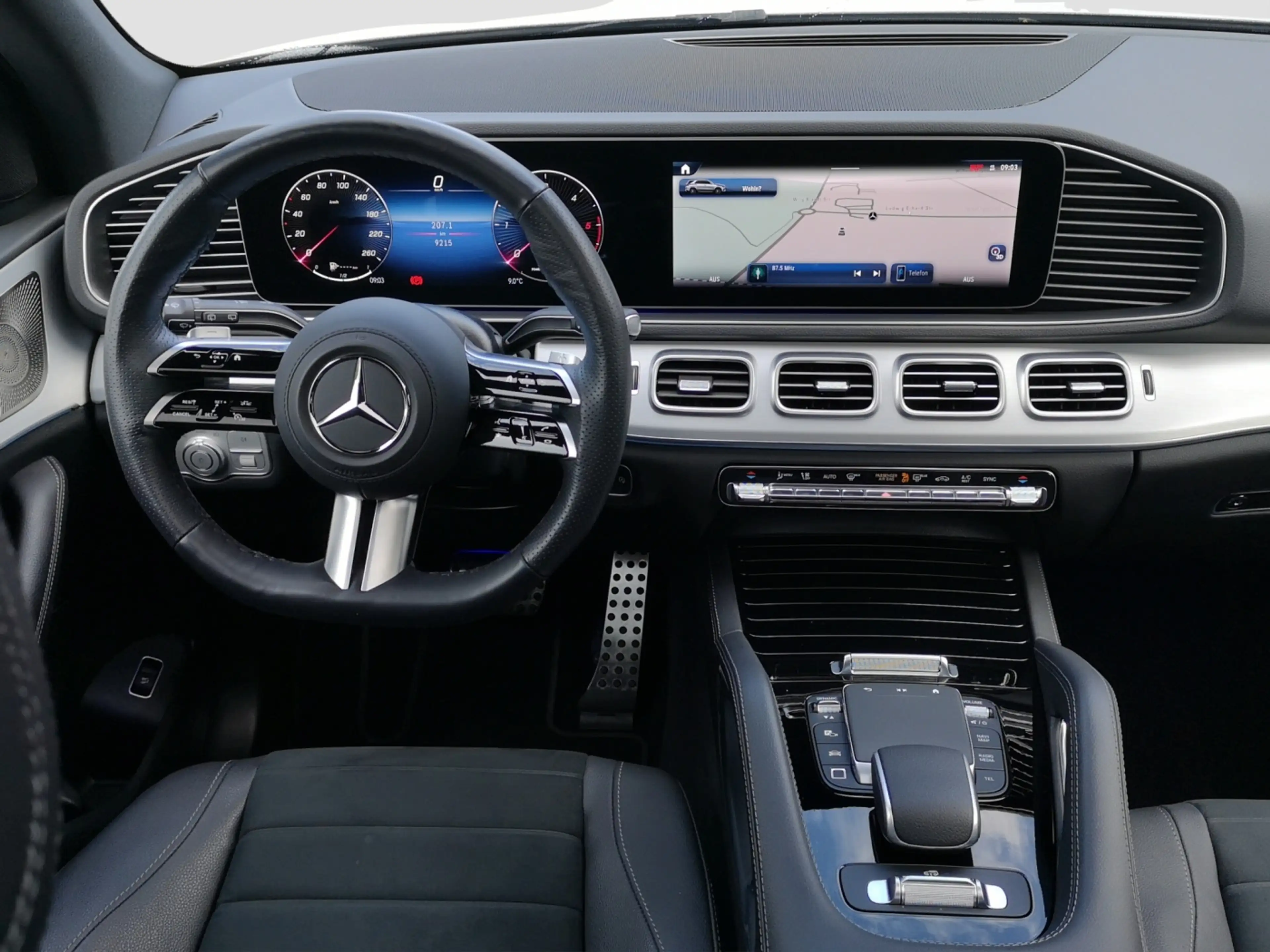 Mercedes-Benz GLE 300 d 4M AMG Line Advanced Plus*AHK*Panorama — photo 9