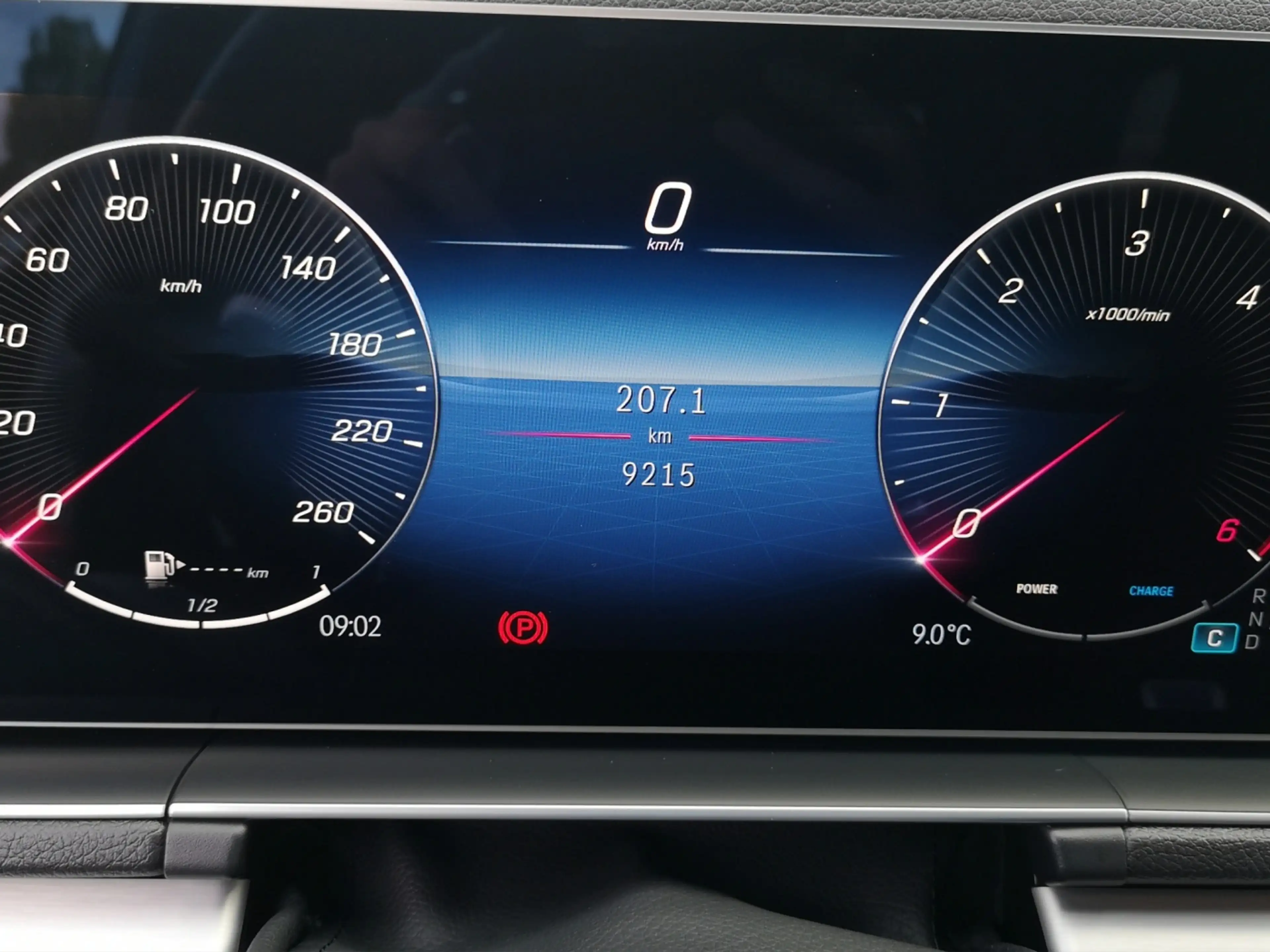 Mercedes-Benz GLE 300 d 4M AMG Line Advanced Plus*AHK*Panorama — photo 11
