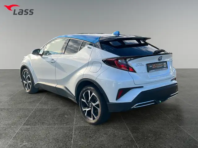 Toyota C-HR view 4