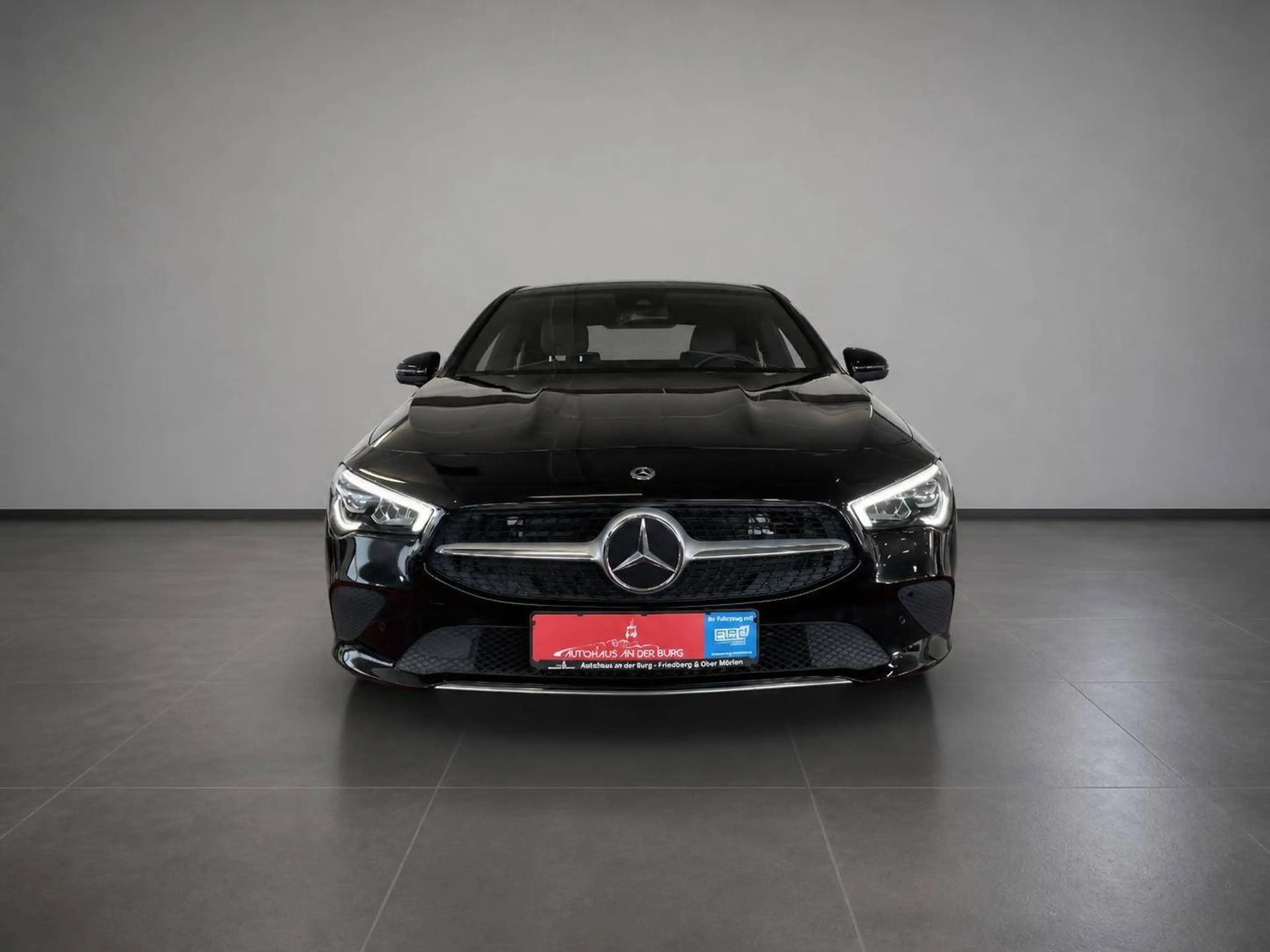 Mercedes-Benz CLA 180 CLA 180 d*Navi*DAB Radio* — photo 2