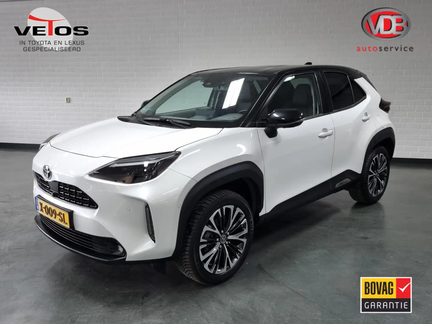 Toyota Yaris Cross 1.5 Hybrid Executive Bi-Tone /360 graden camera/Af Blanc - 1