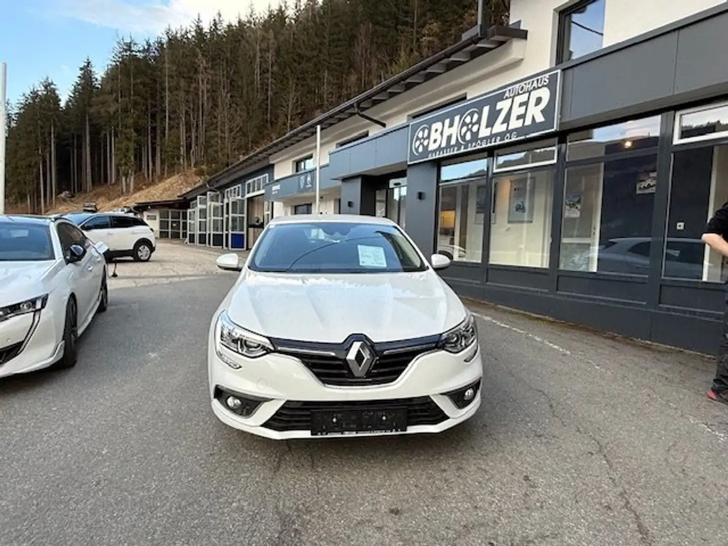 Renault Megane Experience Weiß - 1