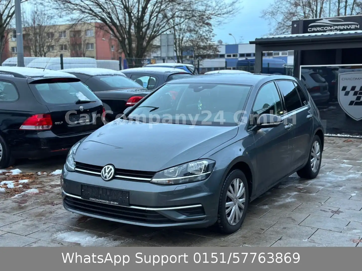 Volkswagen Golf VII 1.6TDI Lim. IQ.DRIVE Start-Stopp, 2.HAN Gris - 1