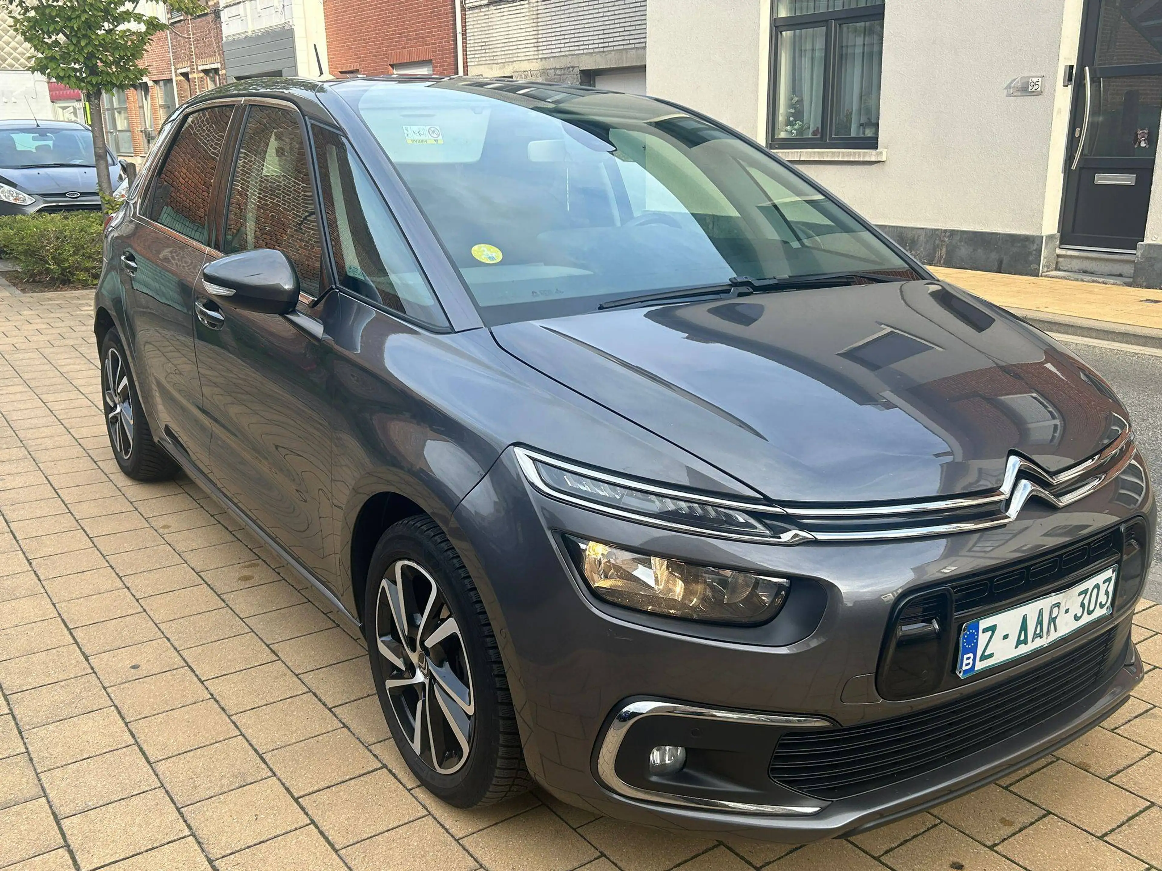 Citroen C4 SpaceTourer 1.5L DIESEL. 2020. NAVI. CAMERA. 6600 EURO