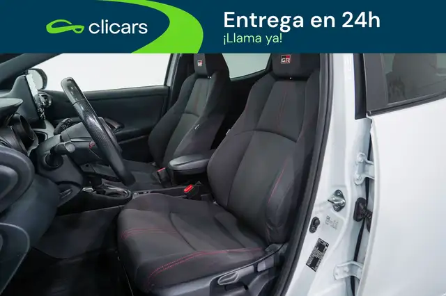Toyota Yaris view 13