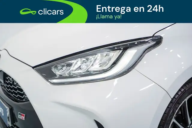Toyota Yaris view 10