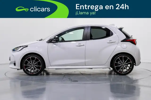 Toyota Yaris view 8