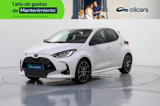2022 Toyota Yaris in White for sale