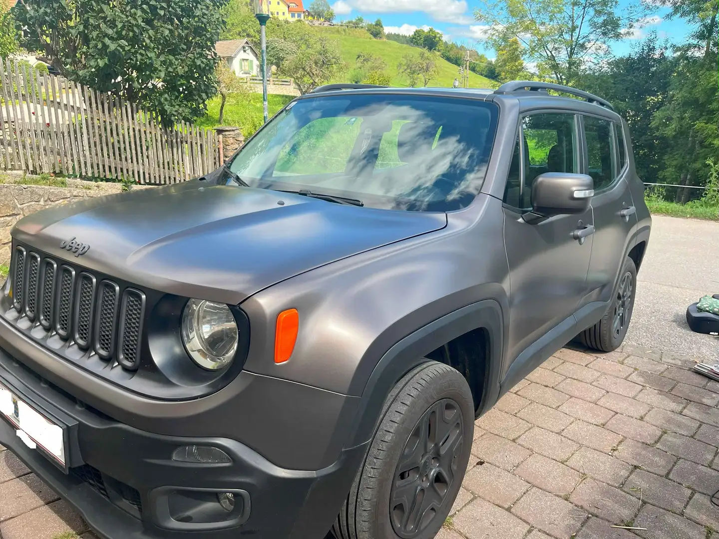 Jeep Renegade Renegade 2,0 MJ II 140 Night Eagle AWD Night Eagle Braun - 1