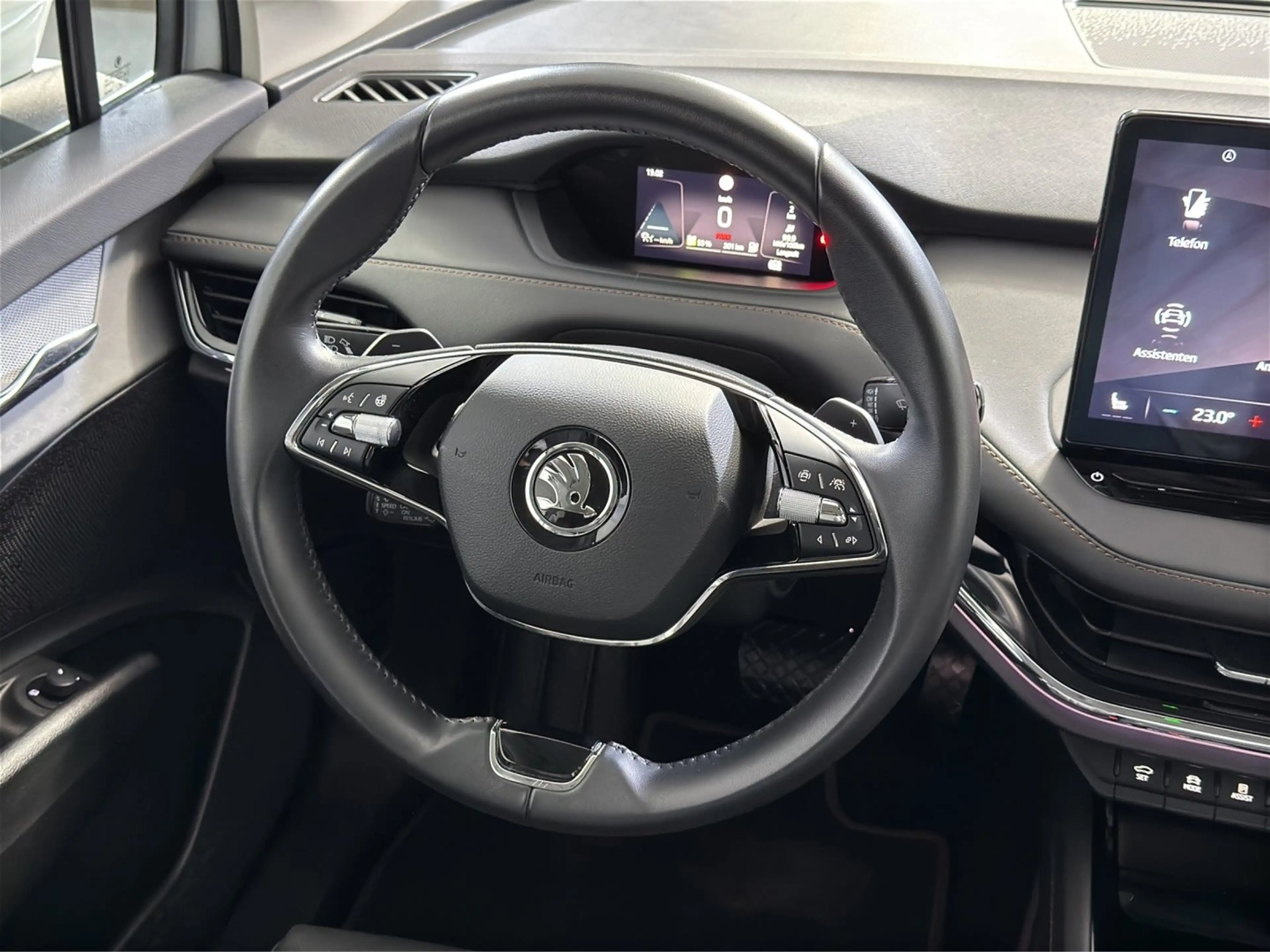 Skoda Enyaq Coupé 80x — photo 8