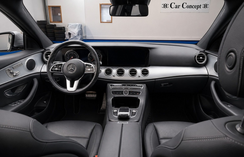 Mercedes-Benz E 400 d 4MATIC Autom. Pano Massage TV Voll — photo 2