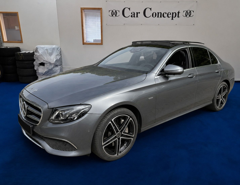 Mercedes-Benz E 400 d 4MATIC Autom. Pano Massage TV Voll
