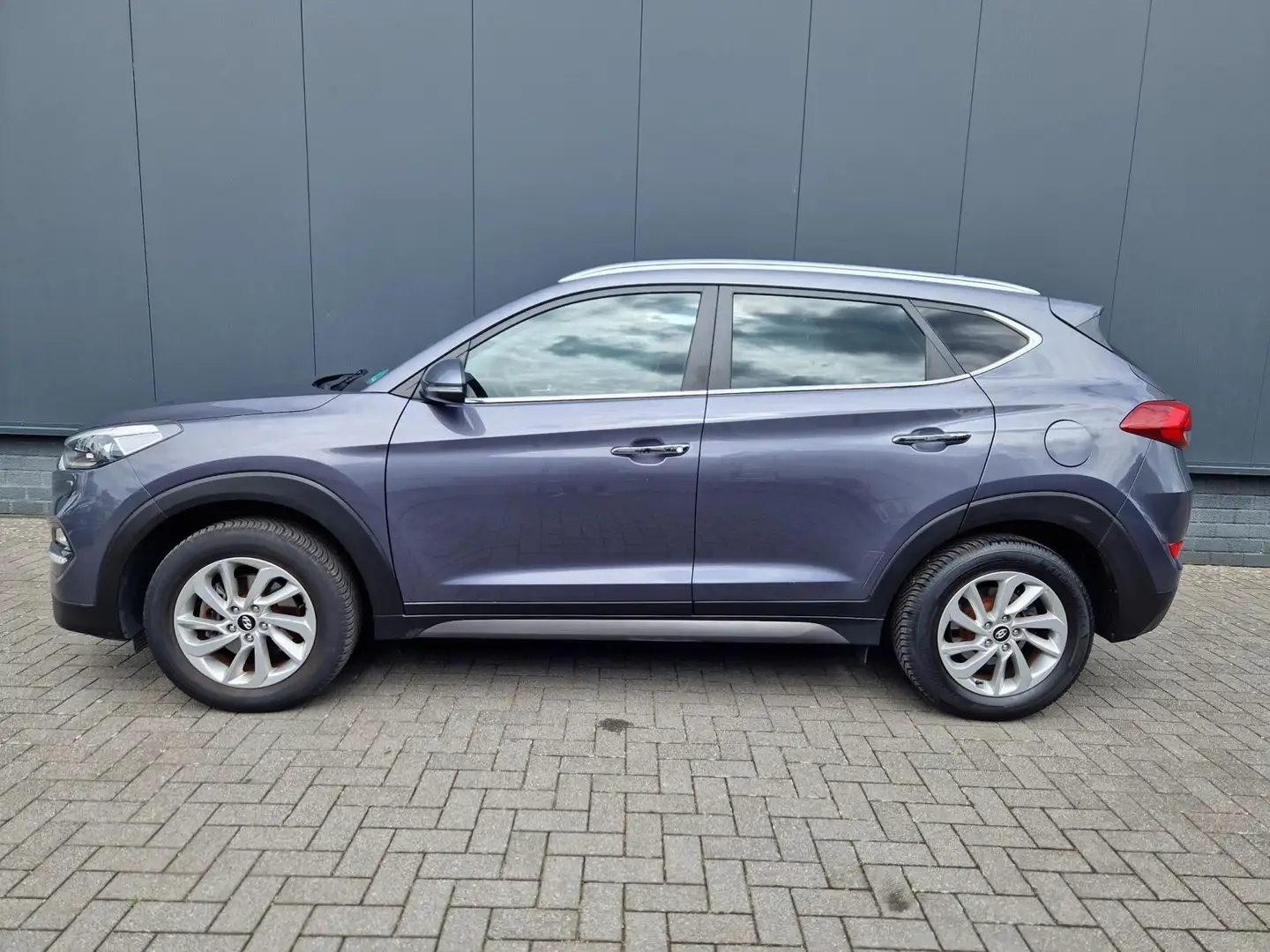 Hyundai TUCSON 1.6 GDi Premium /Org NL /NAP /Garantie Grijs - 2