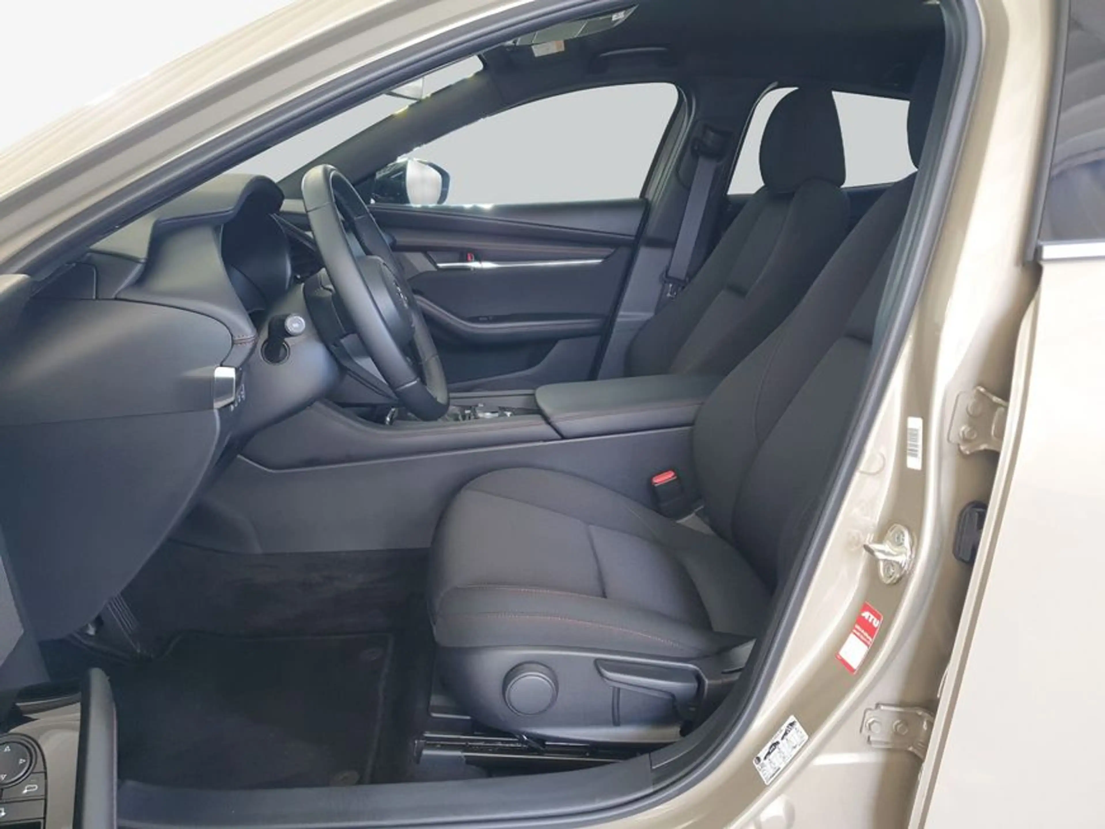 Mazda 3 e-SKYACTIV-G 140 M HYBRID Aut. HOMURA — photo 10