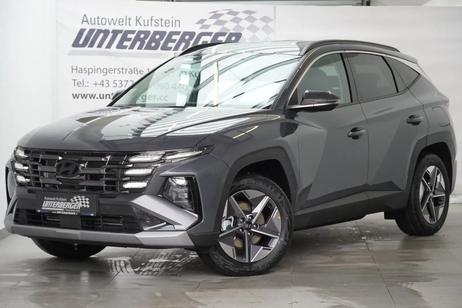 Hyundai TUCSON NX4 GO Plus 1,6 T-GDi PHEV 4WD AT, abzüglich Super Grau - 1