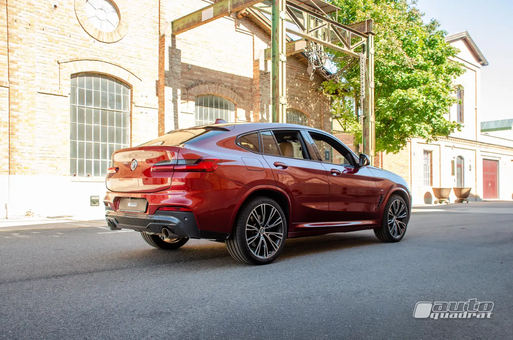 BMW X4 xDrive 30i M Sport Rot - 2