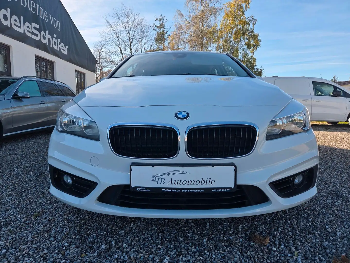 BMW 218 Automatik*AHK*PDC*Tempomat... Weiß - 2