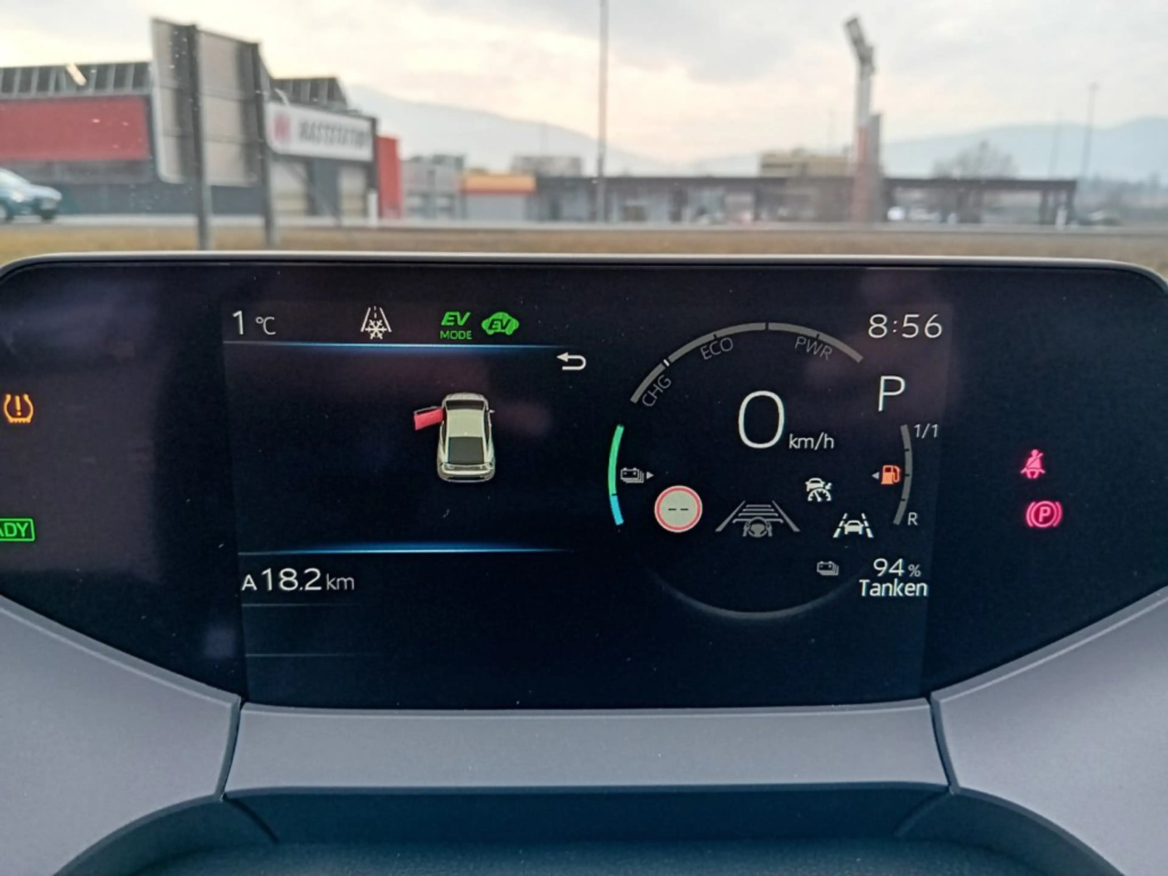 Toyota Prius 2.0 VVT-i Plug-in Hybrid PHEV 13,3kWh Execut — photo 13
