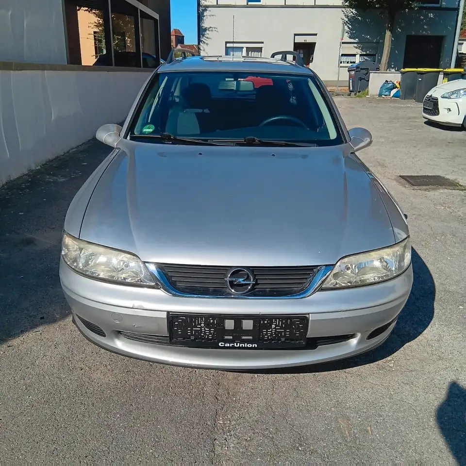 Opel Vectra 1.6 16V Comfort, foto 5