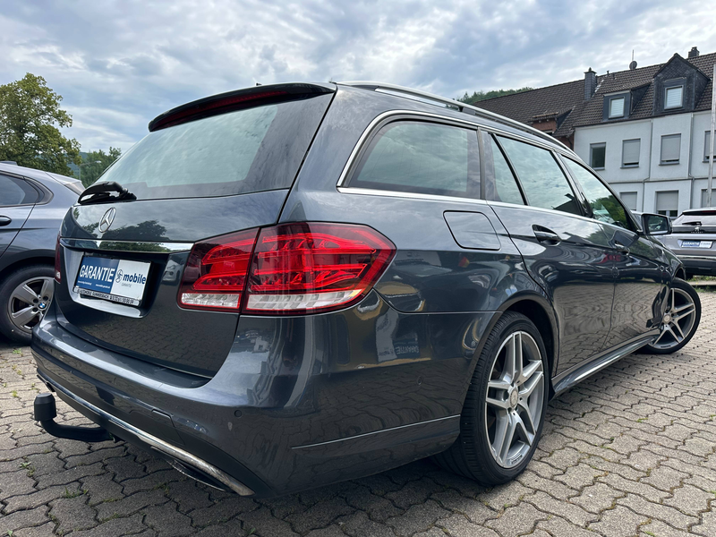 Mercedes-Benz E 200 E 200 CDI BlueEfficiency+AMG PAKET+NAVI+6 GANG+KLIMATRONIK+PDC+SHZ+TEMPOMAT+NIVEAU — photo 4