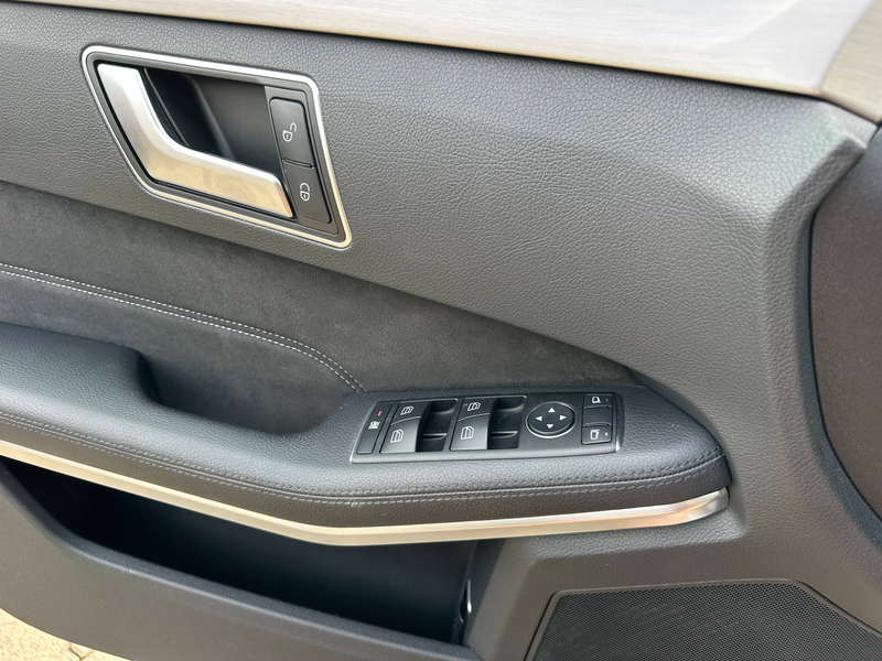 Mercedes-Benz E 200 E 200 CDI BlueEfficiency+AMG PAKET+NAVI+6 GANG+KLIMATRONIK+PDC+SHZ+TEMPOMAT+NIVEAU — photo 5