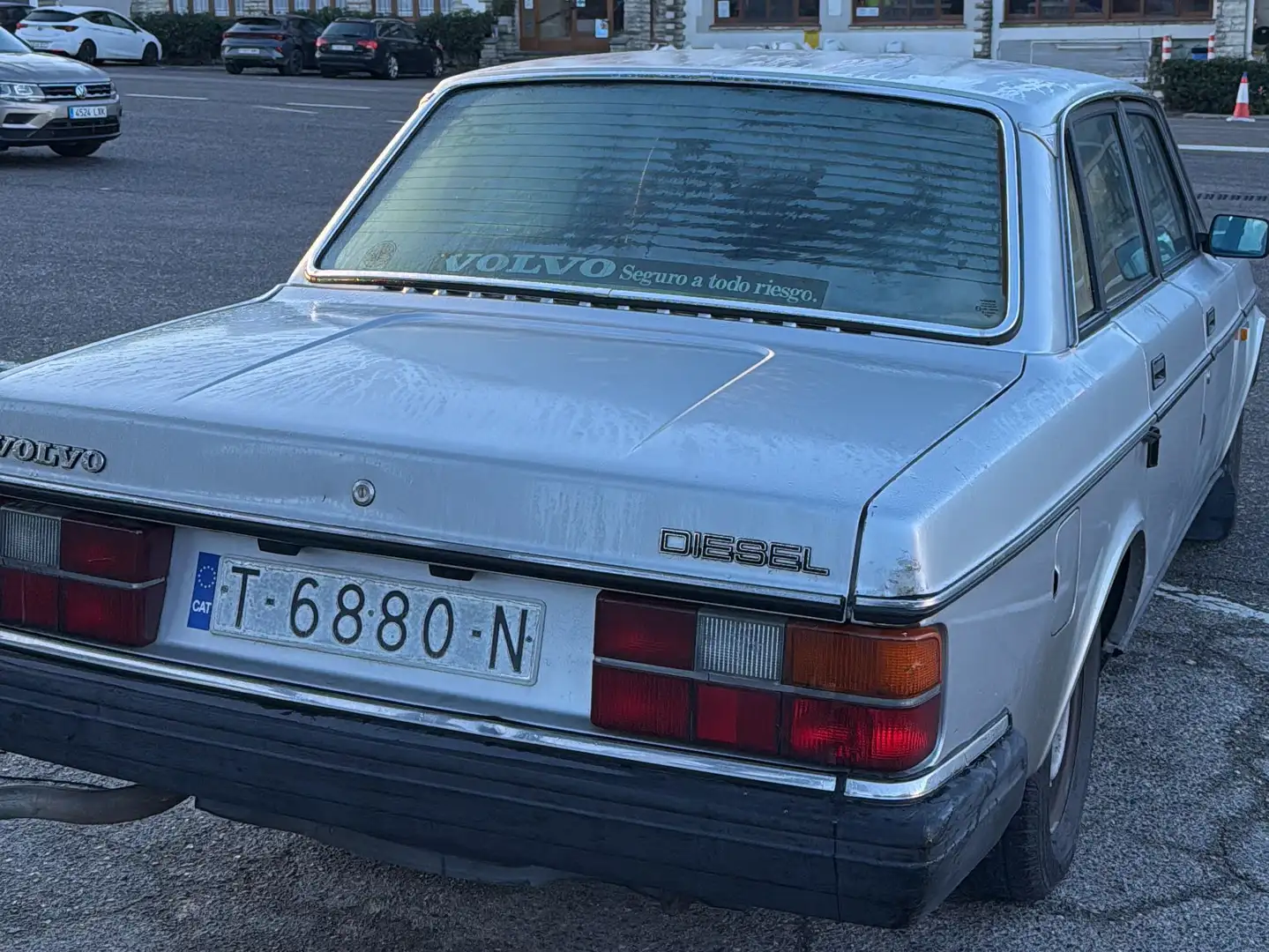 Volvo 244 Diésel Argento - 2