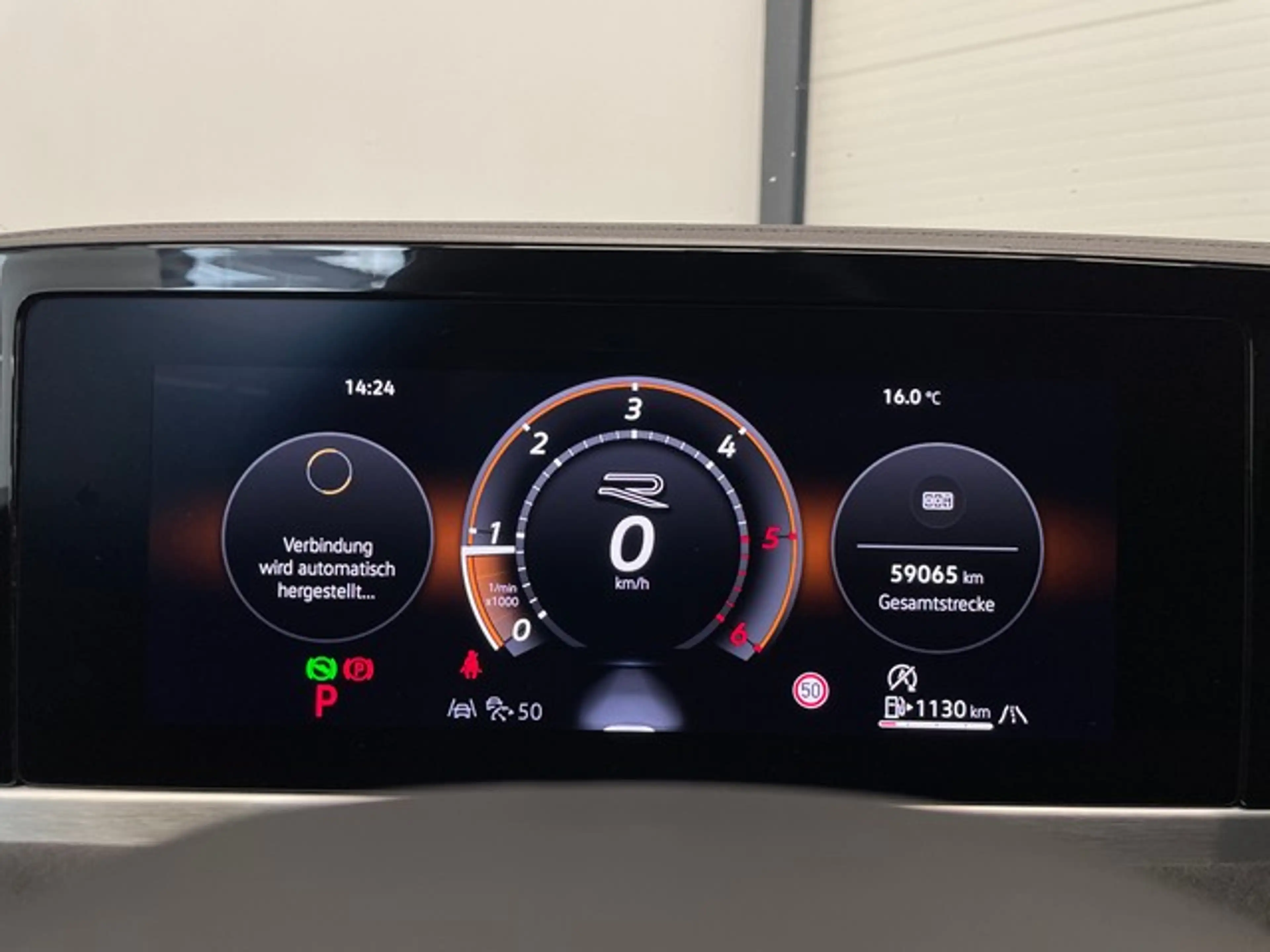Volkswagen Passat Variant 2.0 TDI 110 kW R-line — photo 15