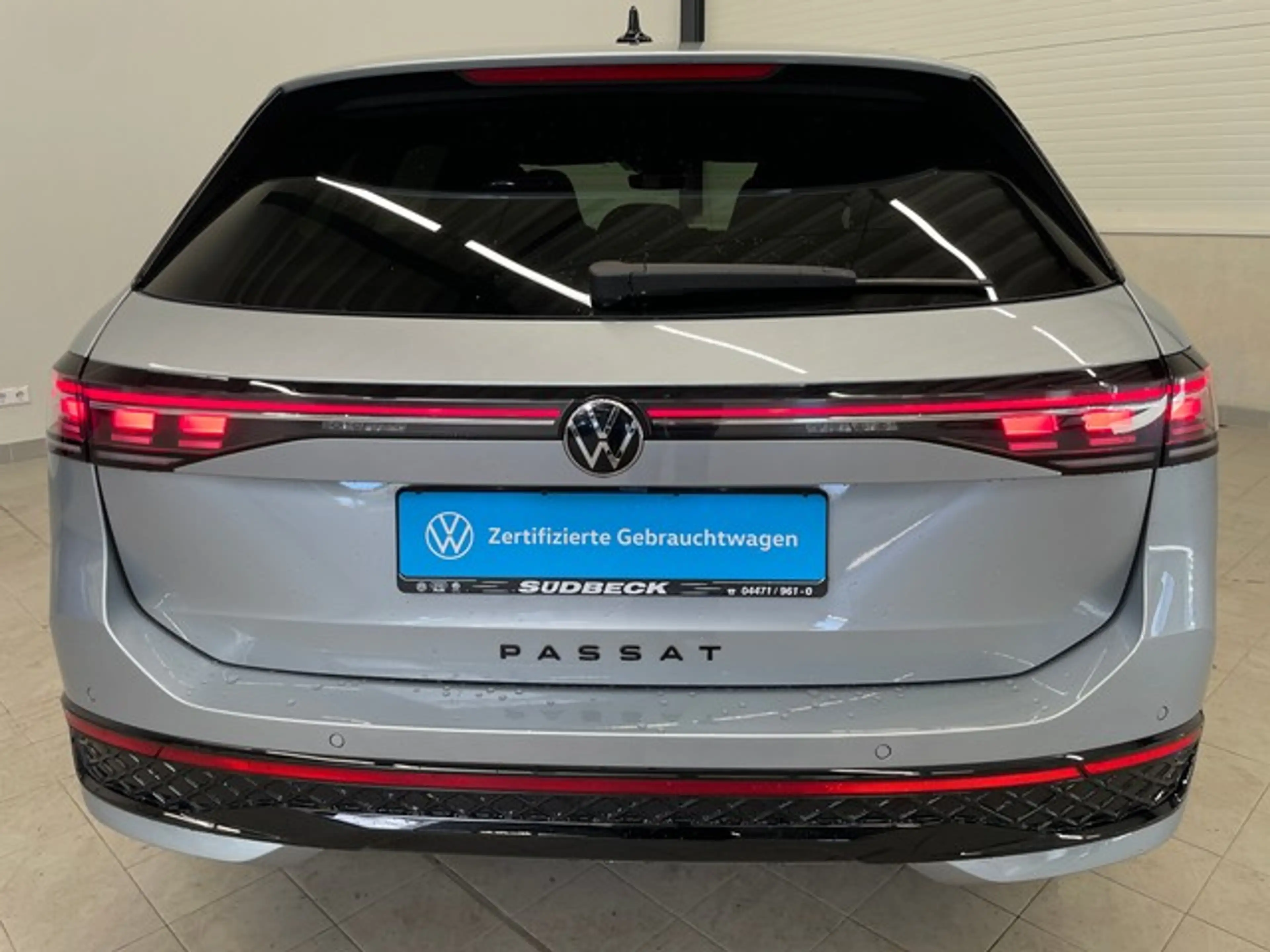 Volkswagen Passat Variant 2.0 TDI 110 kW R-line — photo 5
