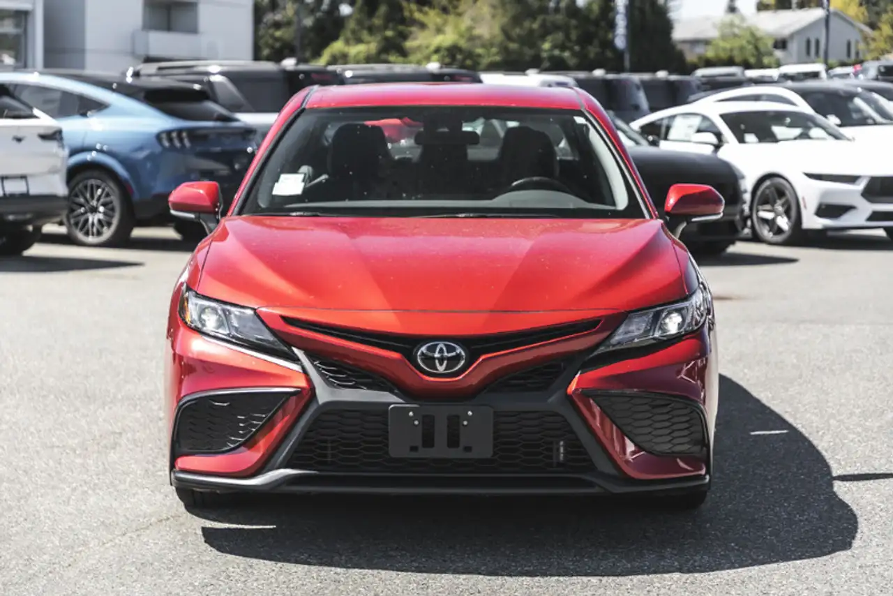 Toyota Camry снимка Toyota Camry