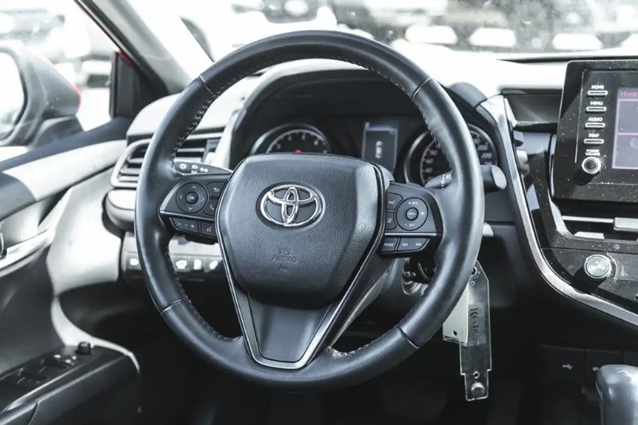 Toyota Camry снимка Toyota Camry