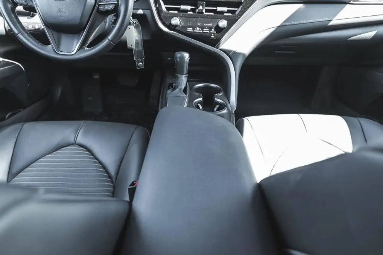 Toyota Camry снимка Toyota Camry