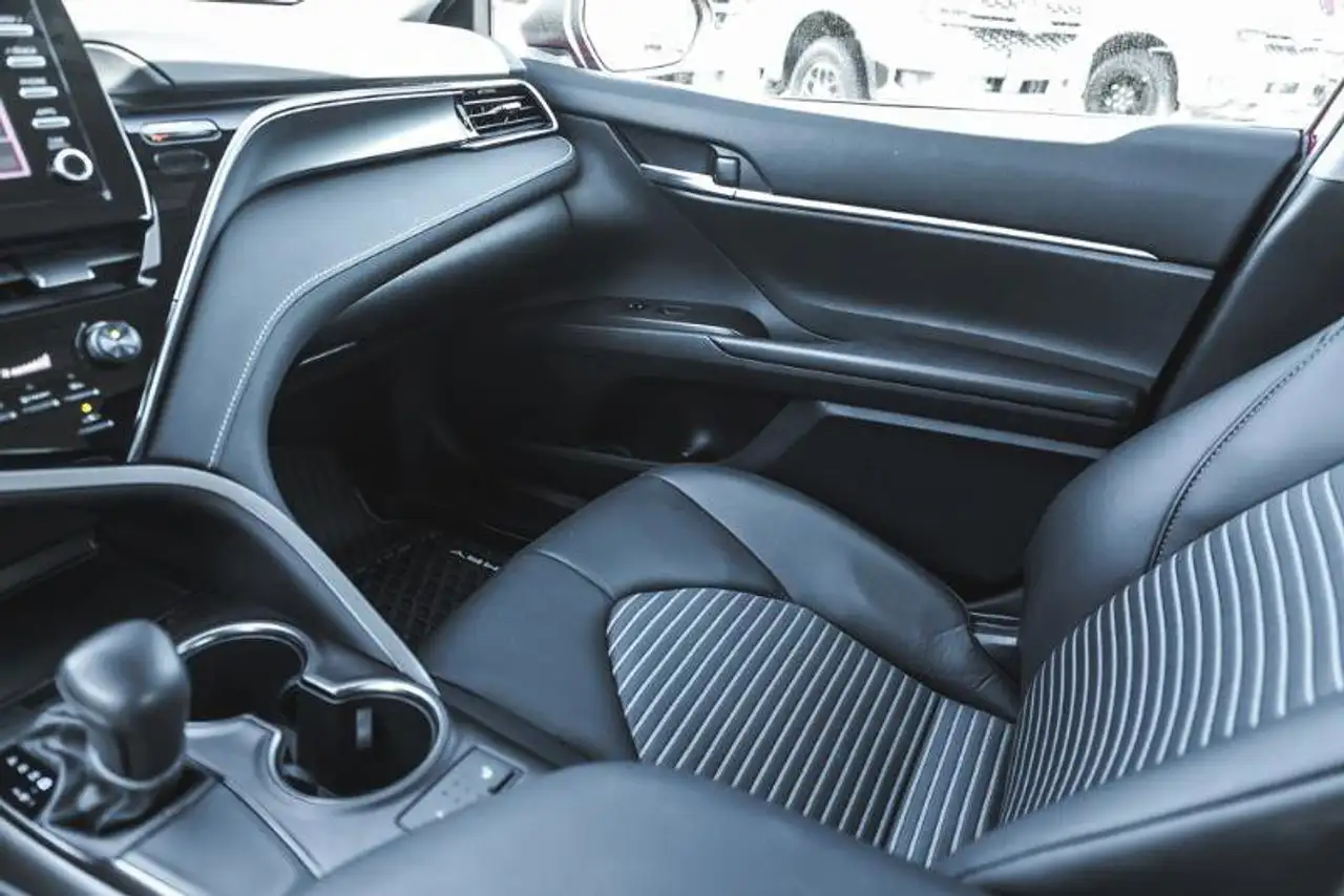 Toyota Camry снимка Toyota Camry