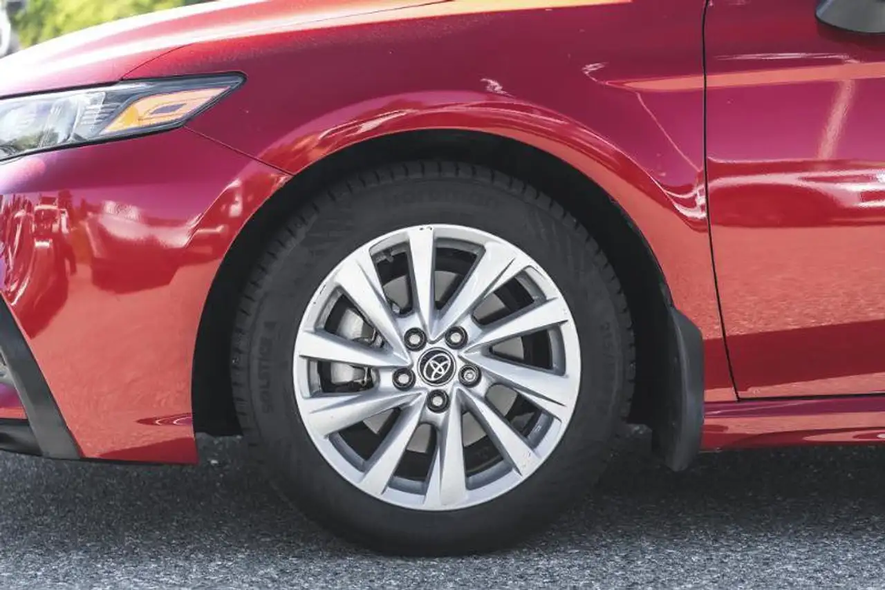 Toyota Camry снимка Toyota Camry