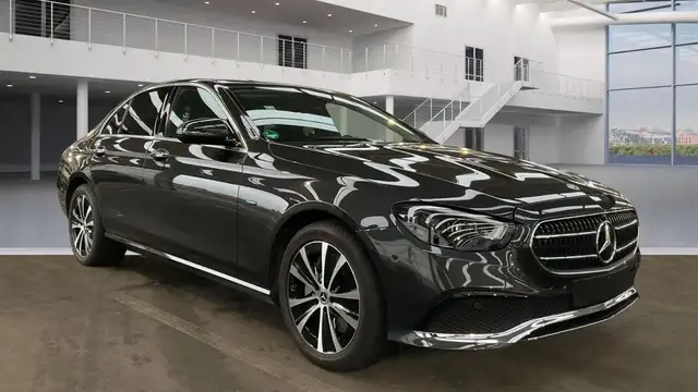 Mercedes-Benz E 300 e Pano*Mubeam*AHK*360*Spur+Twinkel*3Zonen