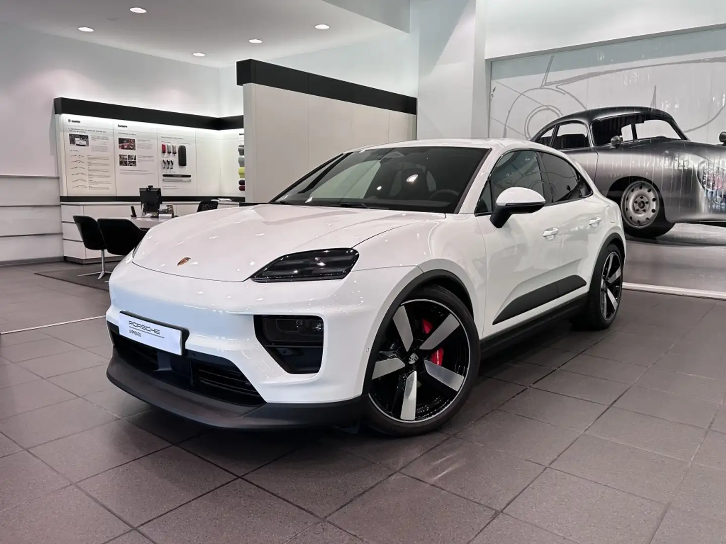 Porsche Macan 4S - 1