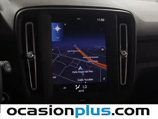 Volvo XC40 view 7