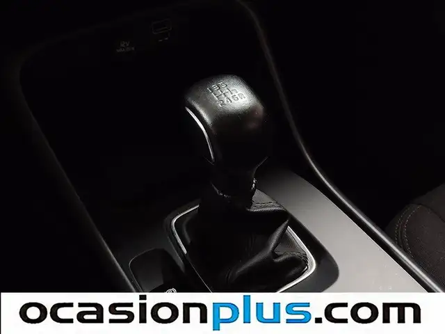 Volvo XC40 view 5