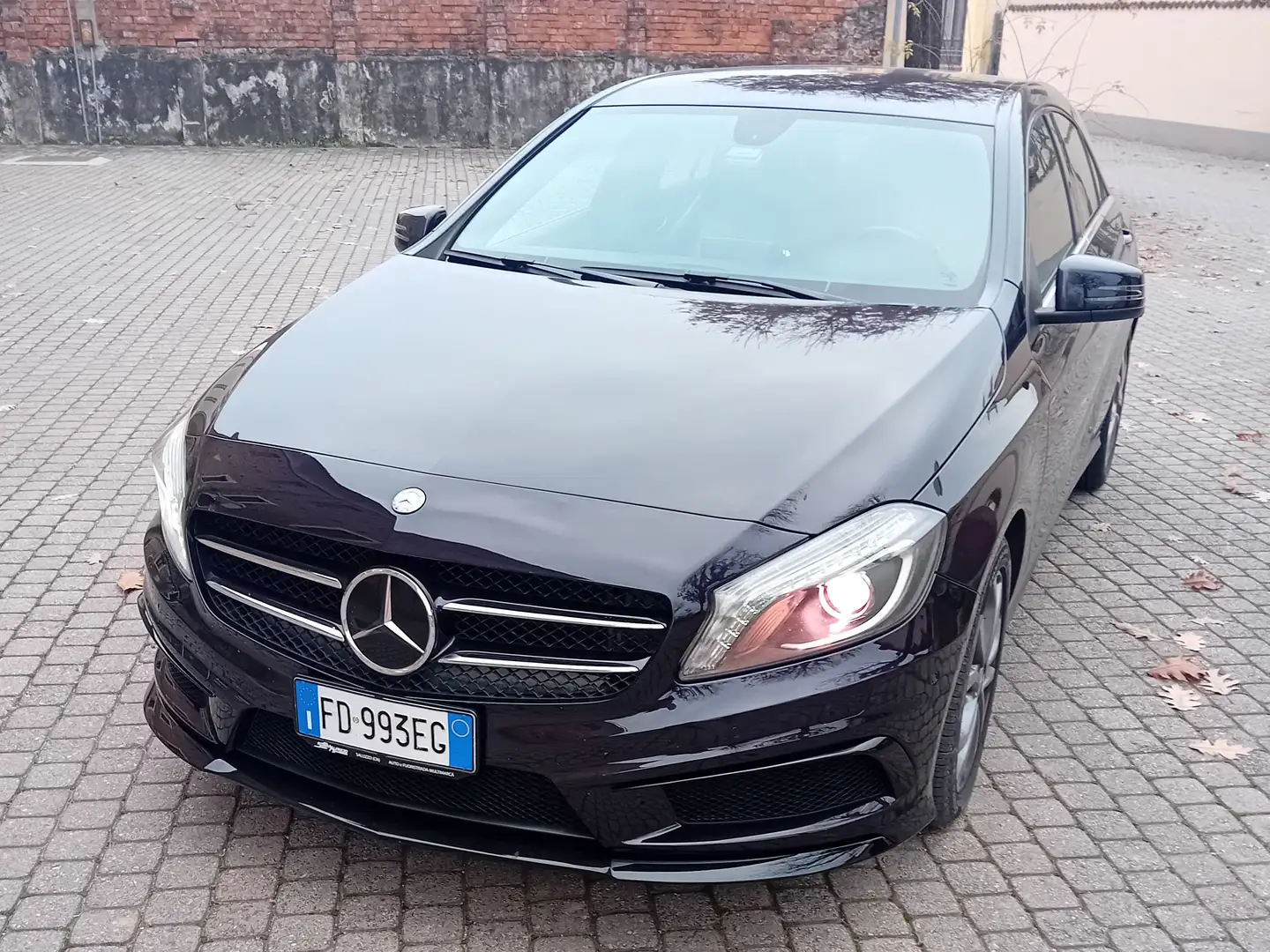 Mercedes-Benz A 200 A 200 d Executive auto my16 Nero - 2