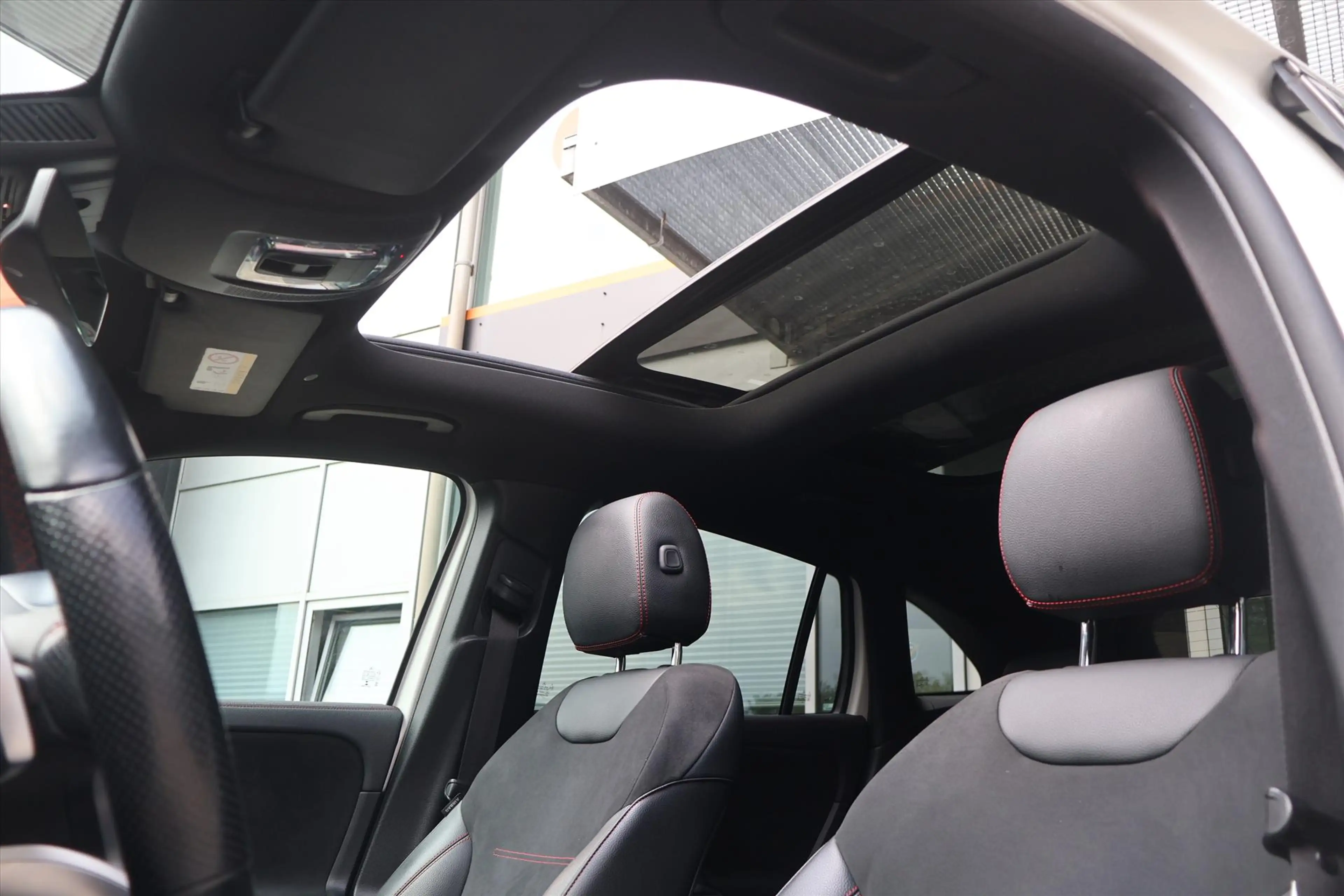 Mercedes-Benz EQA 250 AMG-Line SoH 97% I Camera I Navi I Stoelverwarming — photo 8