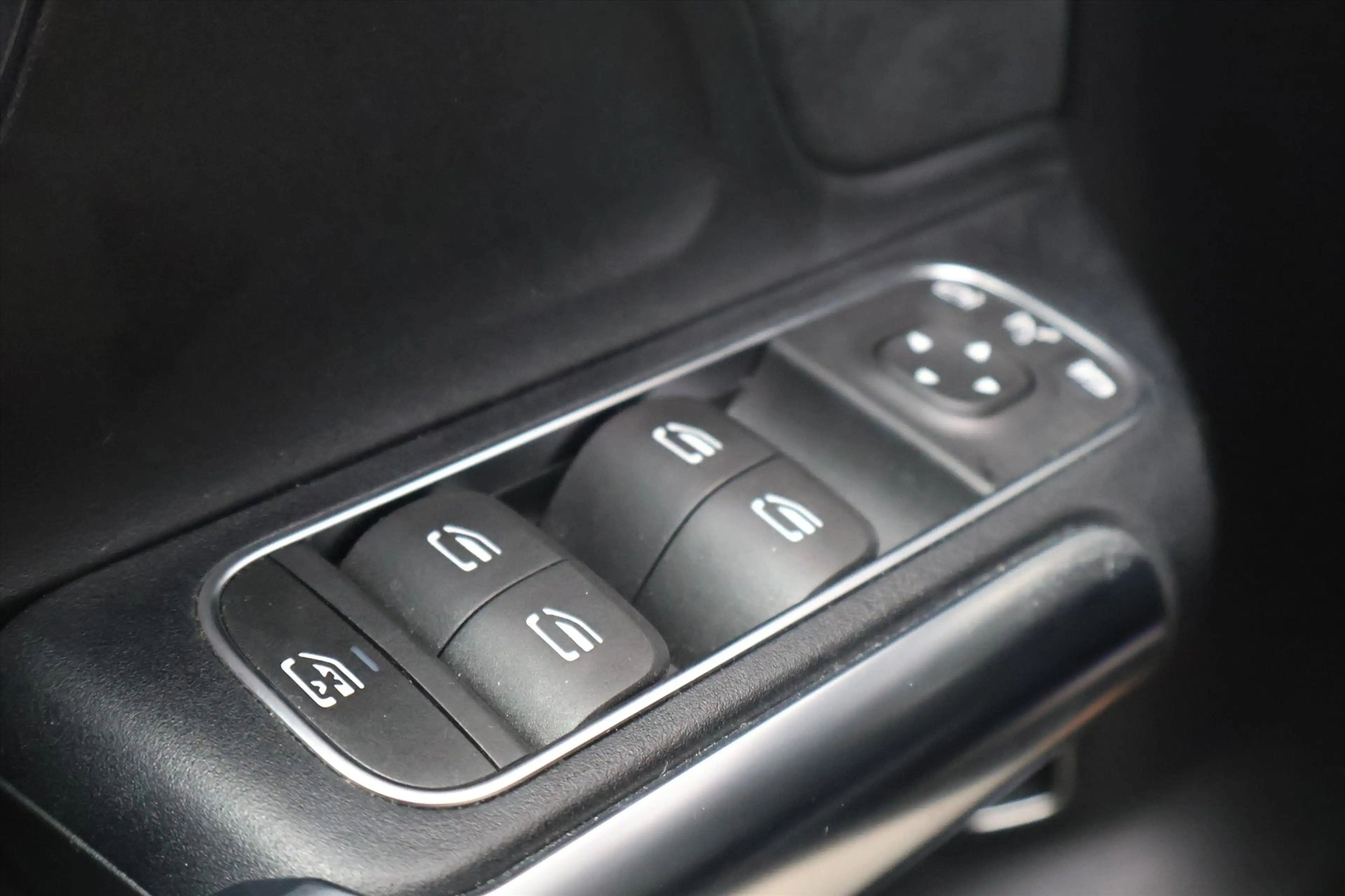 Mercedes-Benz EQA 250 AMG-Line SoH 97% I Camera I Navi I Stoelverwarming — photo 19