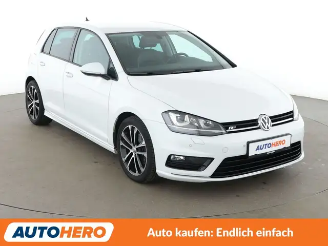 Volkswagen Golf view 8