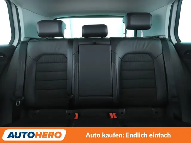 Volkswagen Golf view 15