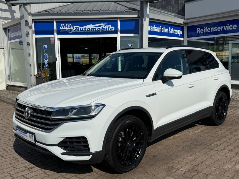 Volkswagen Touareg Basis 4Motion ECO Panorama ACC AHK