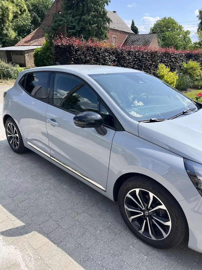 Renault Clio 1.0 TCe Techno GARANTIE JUSQU’À 01/2029 - 2