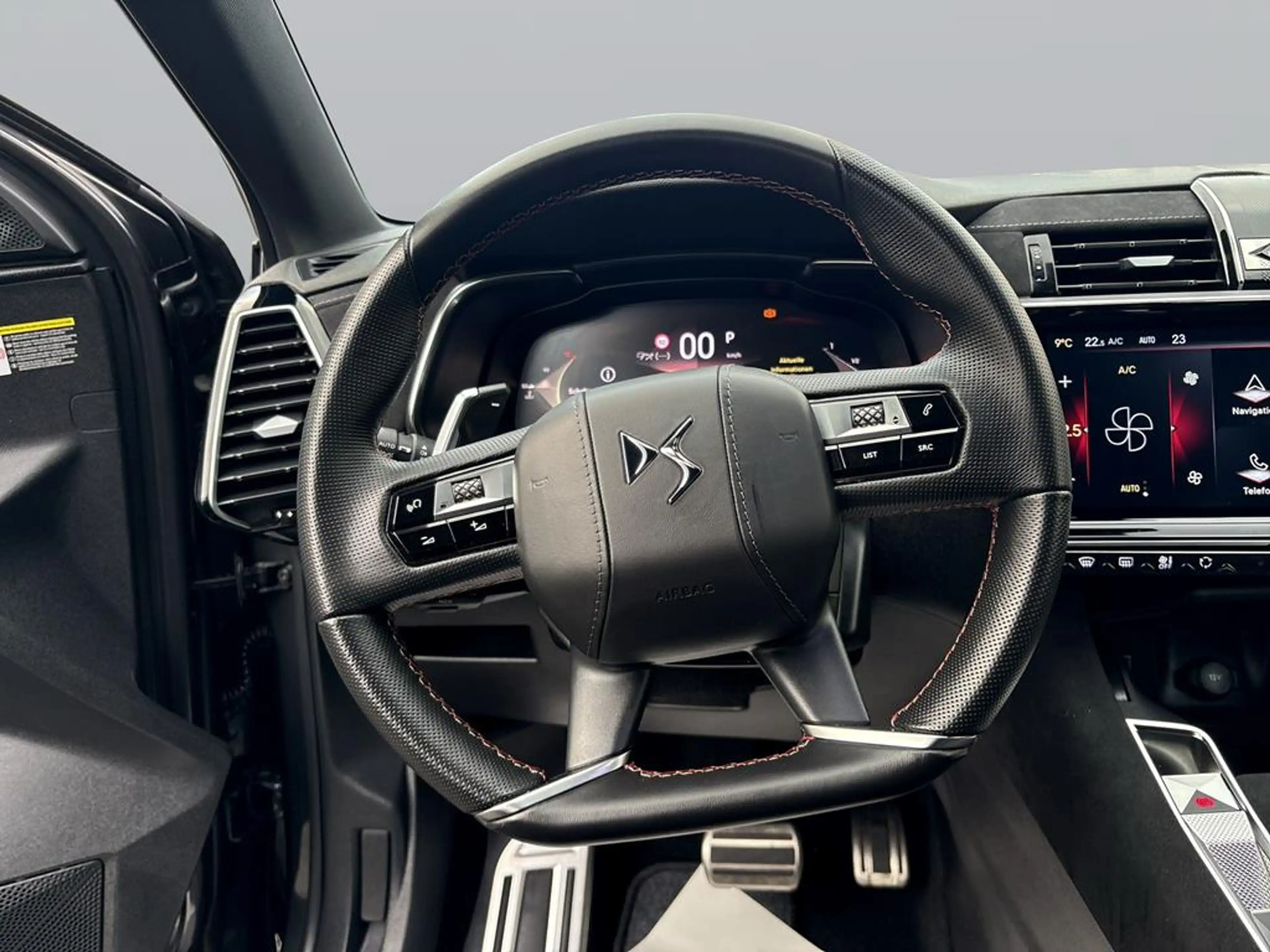 DS Automobiles DS 7 Crossback DS7 Performance Line + 130 HDi — photo 12
