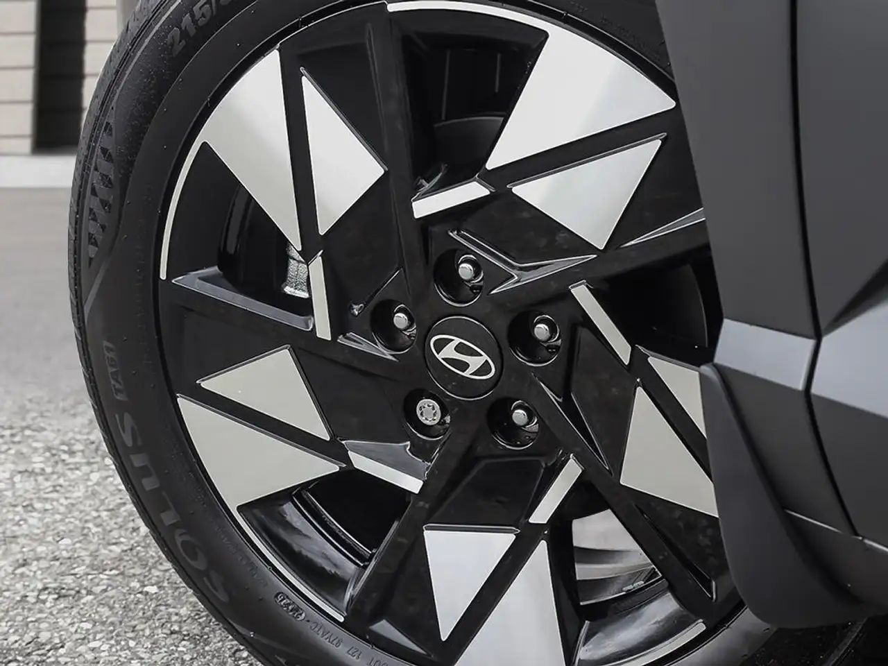 Hyundai KONA снимка Hyundai KONA