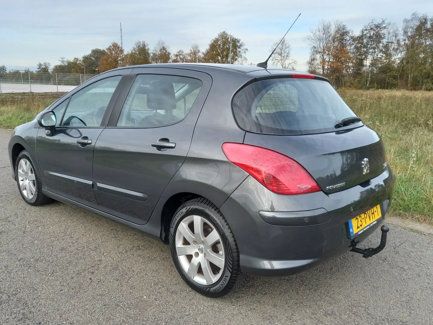 Peugeot 308 1.6 VTi Blue Lease Executive Gris - 2