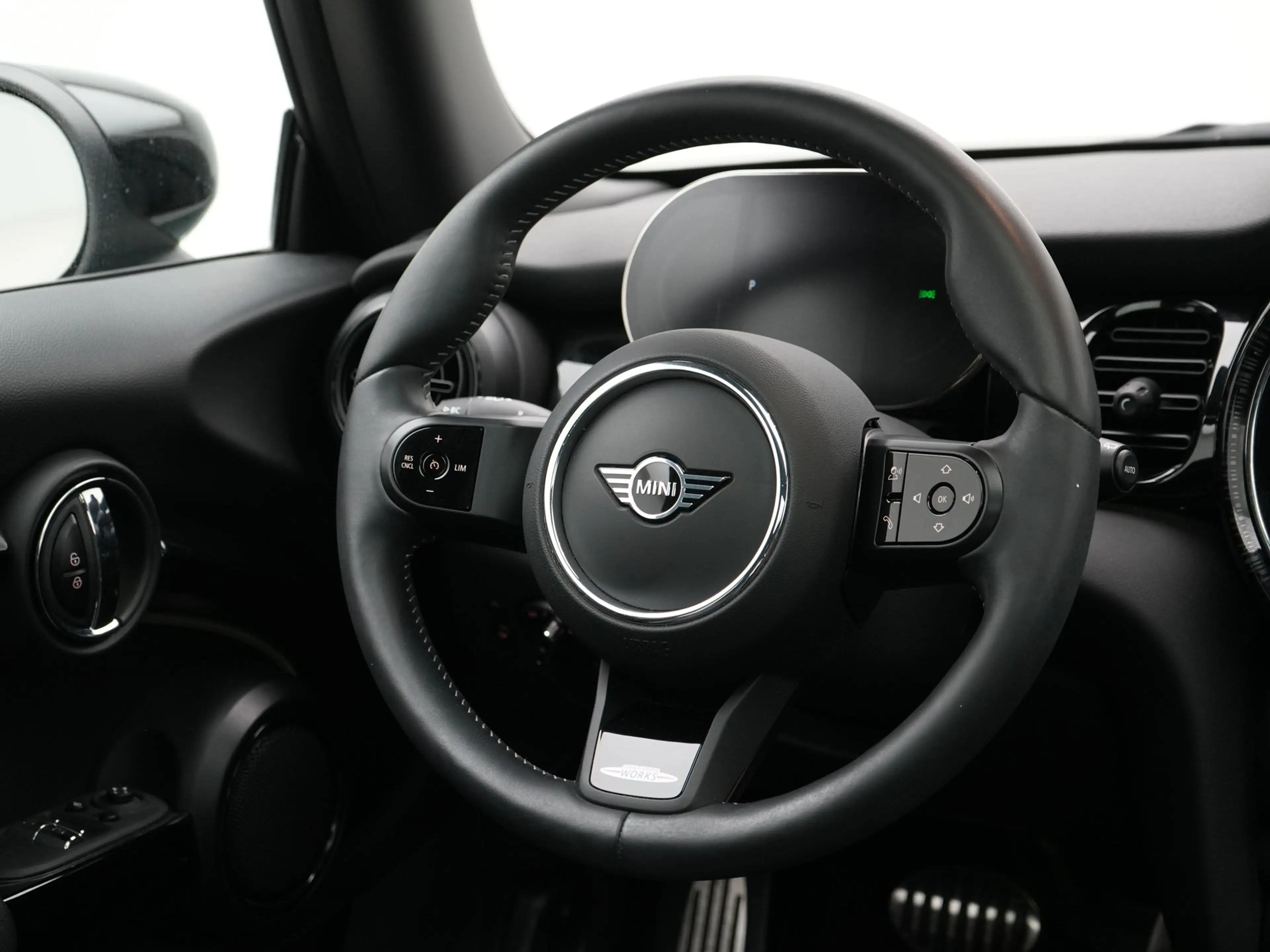 MINI John Cooper Works 3-deurs JCW-Trim Aut. — photo 2