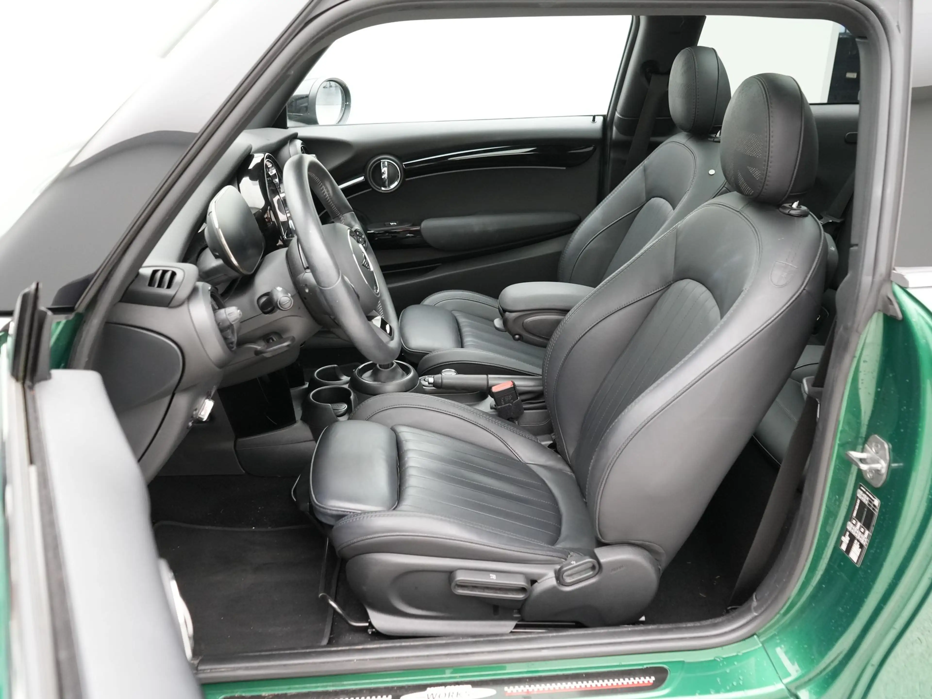 MINI John Cooper Works 3-deurs JCW-Trim Aut. — photo 4