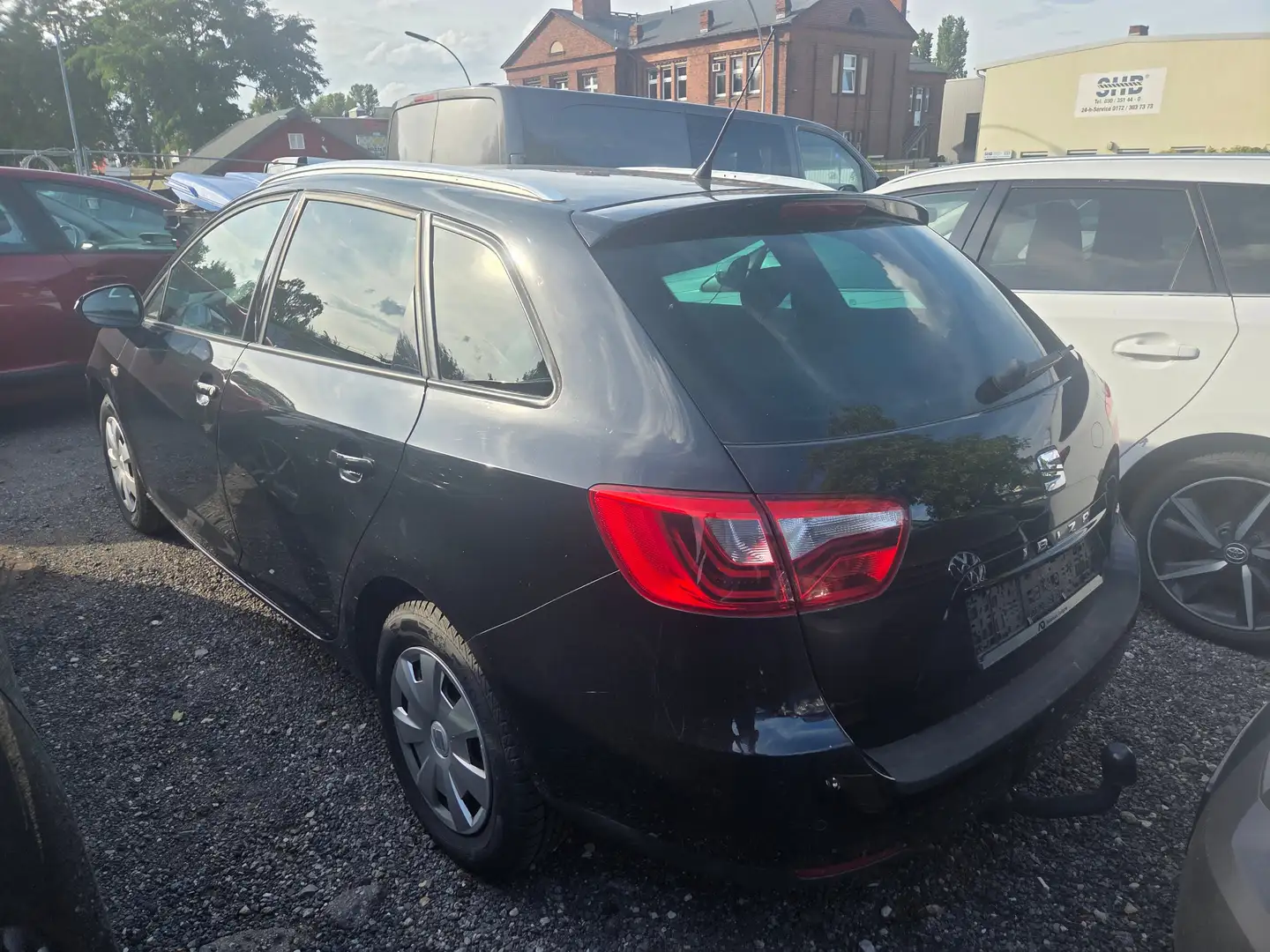 SEAT Ibiza Style Schwarz - 2